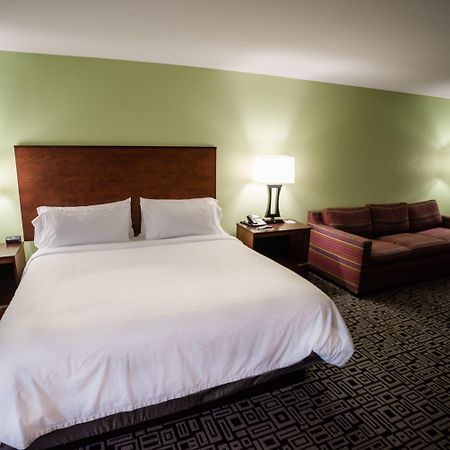 Holiday Inn Express Hickory - Hickory Mart By Ihg Dış mekan fotoğraf