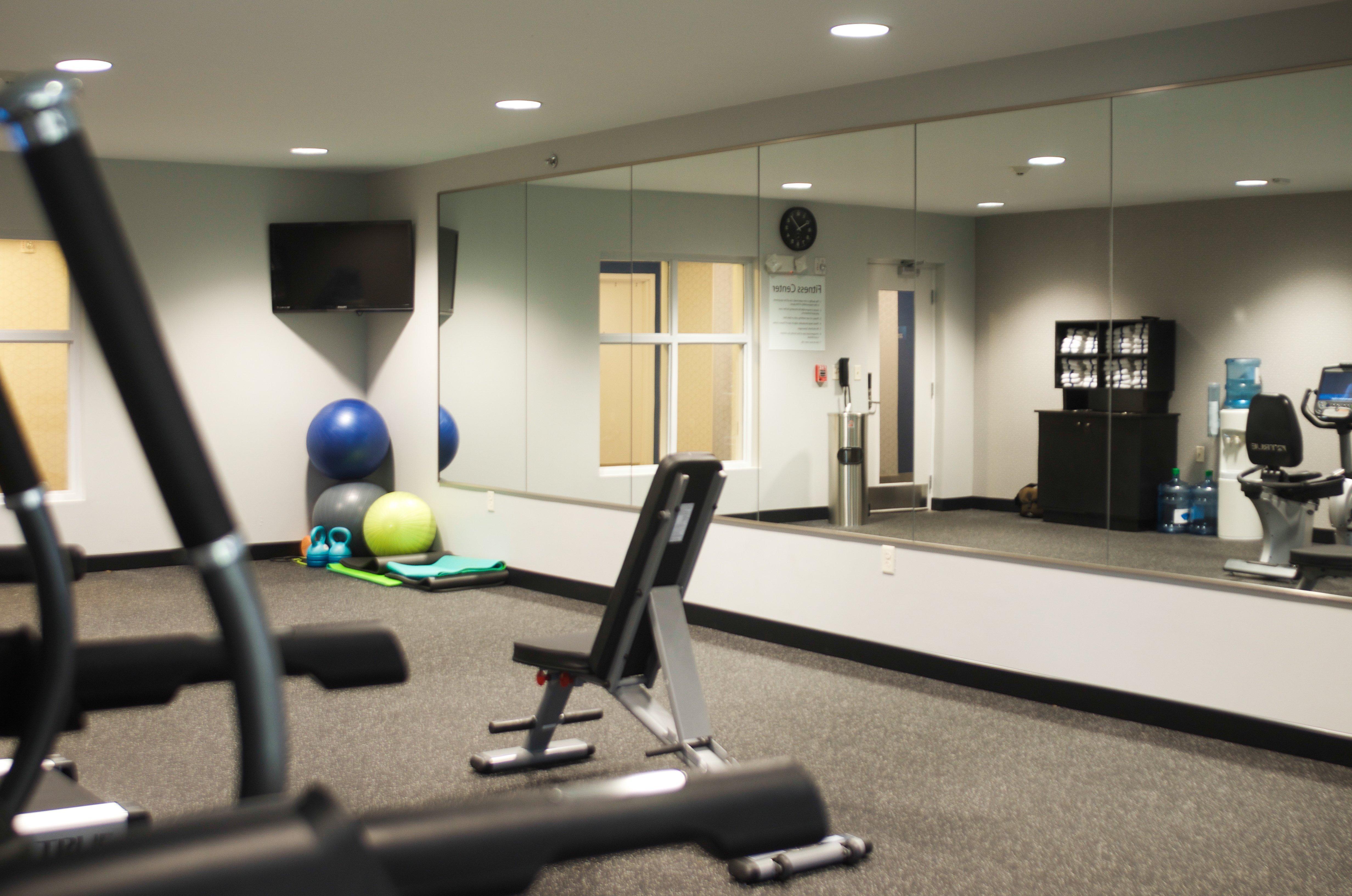 Holiday Inn Express Hickory - Hickory Mart By Ihg Dış mekan fotoğraf