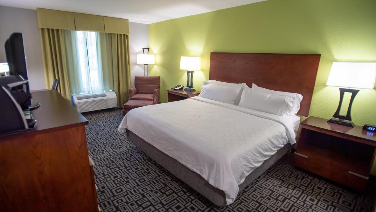 Holiday Inn Express Hickory - Hickory Mart By Ihg Dış mekan fotoğraf